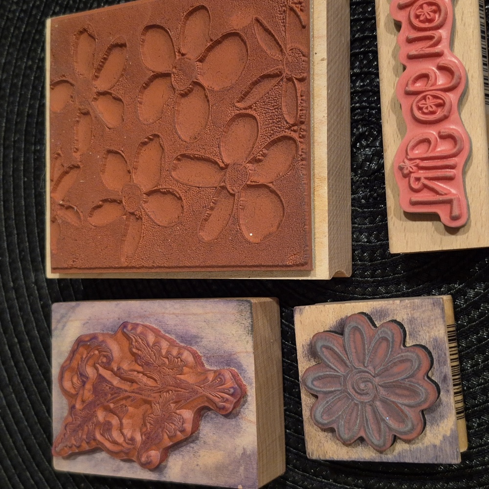 ASSORTED 'You Go Girl' Wood Mount Floral And Fashion Rubber Stamp Set, Set Of 8 - Picture 7 of 10